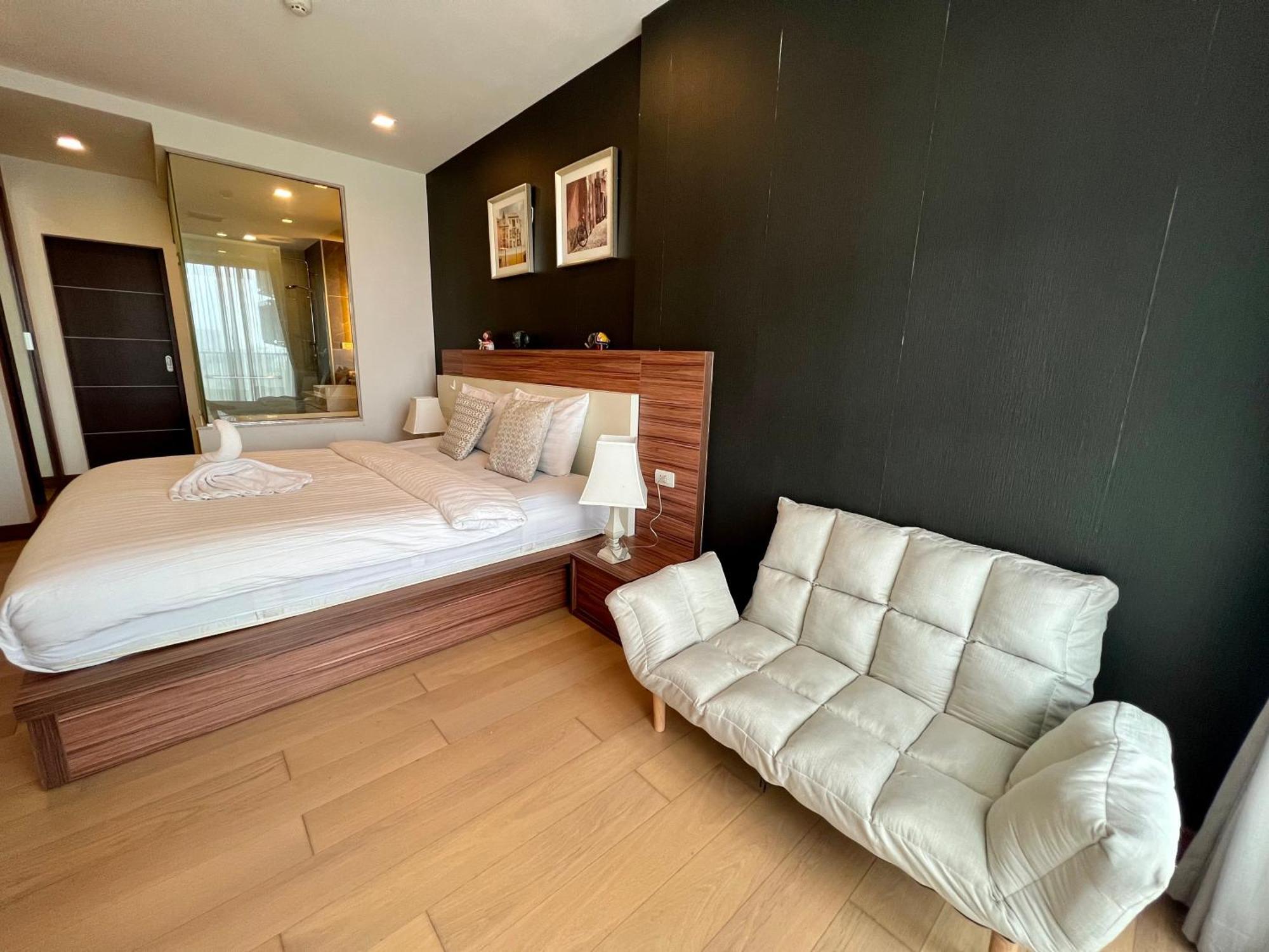 Cozy Luxury Condo @ The Astra Chiang Mai Exteriör bild